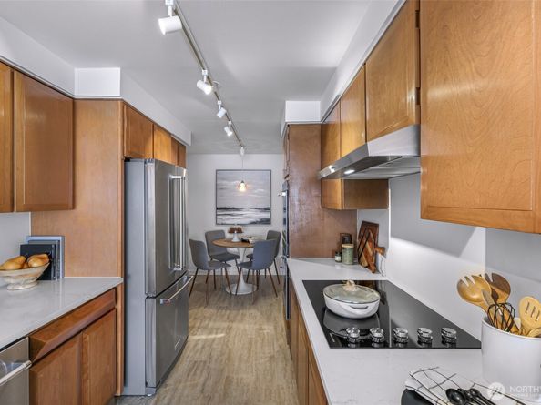 1600 43rd Avenue E 206, Seattle WA 98112