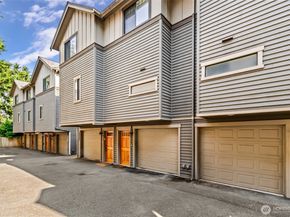 1019 NE 125th Street C, Seattle WA 98125