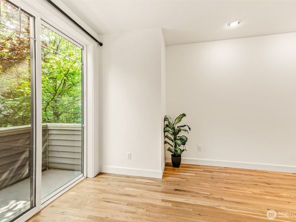 1019 NE 125th Street C, Seattle WA 98125