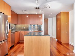 909 5th Ave 502, Seattle WA 98104
