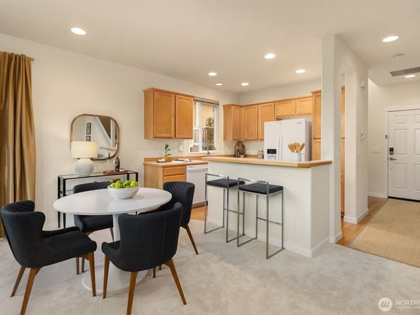 13021 NE 182nd Place B, Bothell WA 98011