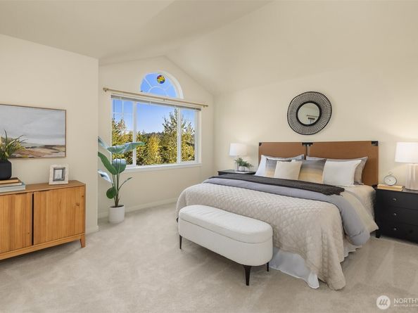 13021 NE 182nd Place B, Bothell WA 98011