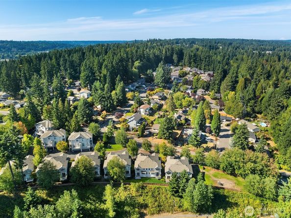 13021 NE 182nd Place B, Bothell WA 98011