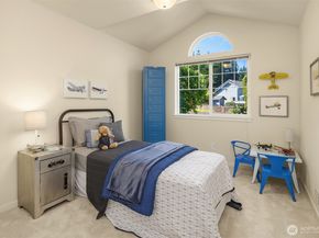13021 NE 182nd Place B, Bothell WA 98011