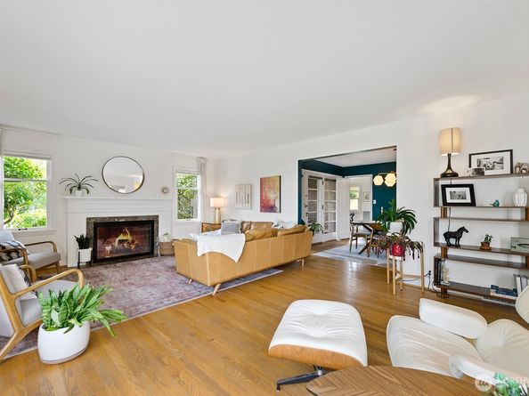 1604 28th Avenue W, Seattle WA 98199