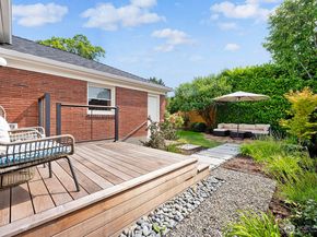 1604 28th Avenue W, Seattle WA 98199
