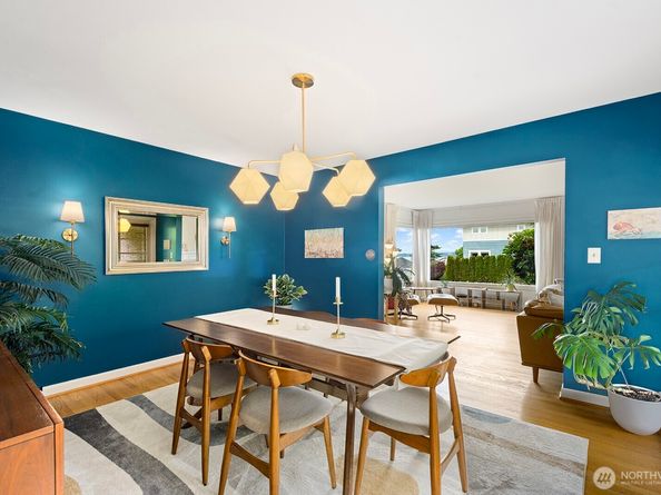 1604 28th Avenue W, Seattle WA 98199