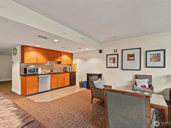 1420 Terry Avenue 201, Seattle WA 98101