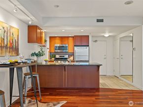 1420 Terry Avenue 201, Seattle WA 98101