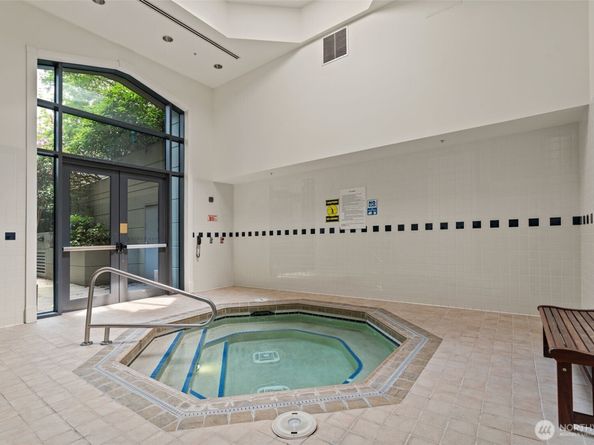 1420 Terry Avenue 201, Seattle WA 98101