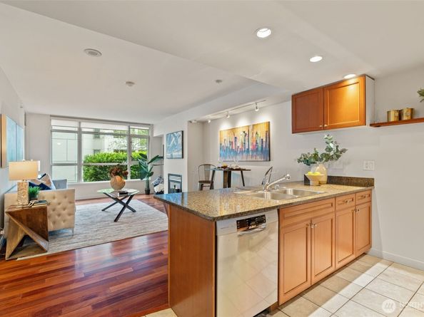 1420 Terry Avenue 201, Seattle WA 98101