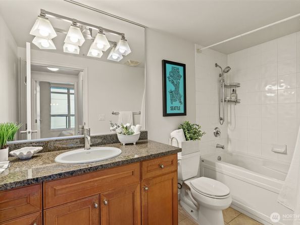 1420 Terry Avenue 201, Seattle WA 98101