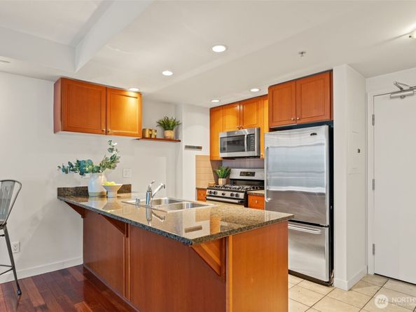 1420 Terry Avenue 201, Seattle WA 98101