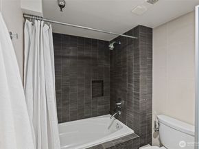 1507 Western Avenue R302, Seattle WA 98101