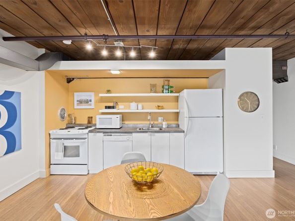 1507 Western Avenue R302, Seattle WA 98101