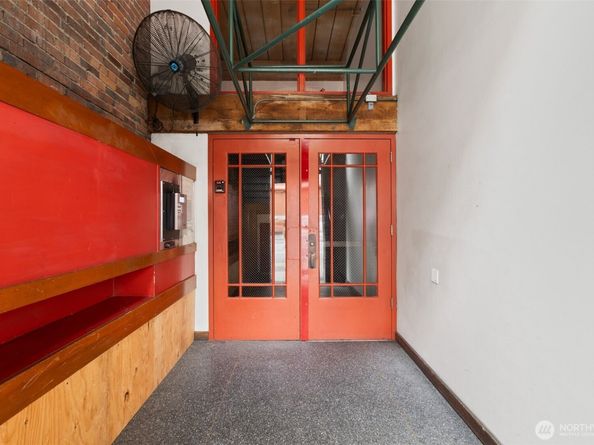 1507 Western Avenue R302, Seattle WA 98101