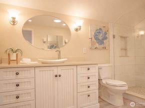 10761 Bill Point Crest NE, Bainbridge Island WA 98110