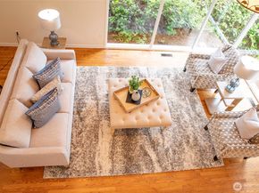 10761 Bill Point Crest NE, Bainbridge Island WA 98110