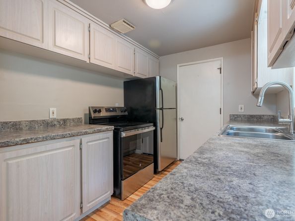 4638 148th Avenue SE, Bellevue WA 98006