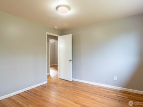 4638 148th Avenue SE, Bellevue WA 98006