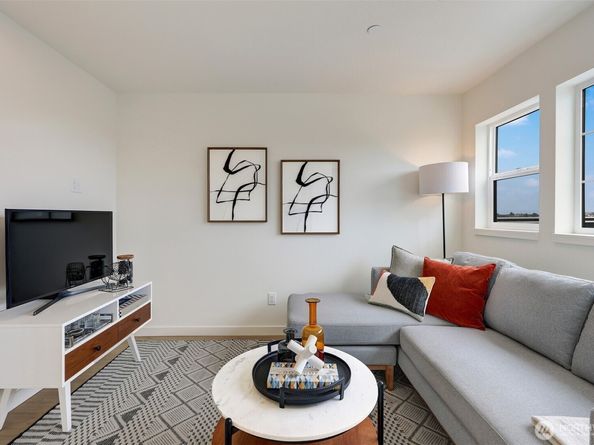 1307 31st Avenue S, Seattle WA 98144
