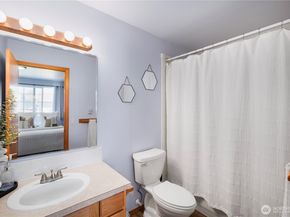 418 17th Street SE 5C, Auburn WA 98002