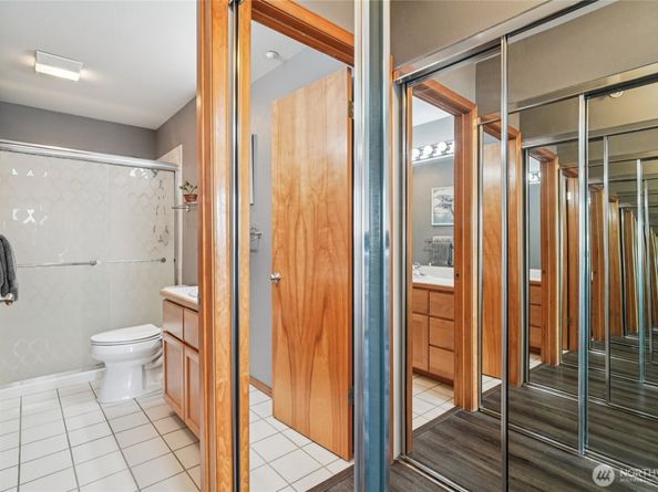 1707 NW 59th Street 302, Seattle WA 98107