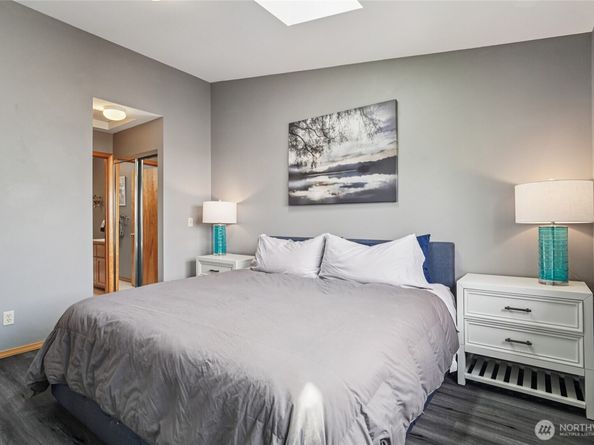 1707 NW 59th Street 302, Seattle WA 98107
