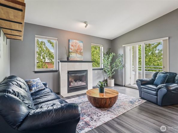 1707 NW 59th Street 302, Seattle WA 98107