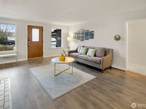 321 6th Avenue S, Kirkland WA 98033