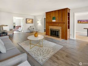 321 6th Avenue S, Kirkland WA 98033