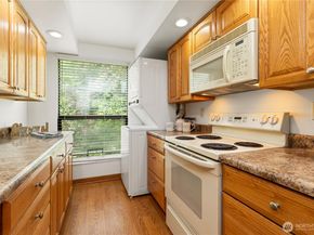 3710 25th Place W 401, Seattle WA 98199