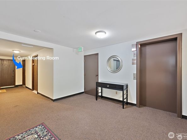 3710 25th Place W 401, Seattle WA 98199
