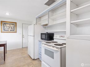 2115 N 147th Street, Shoreline WA 98133