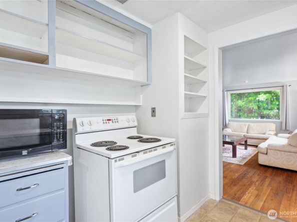 2115 N 147th Street, Shoreline WA 98133
