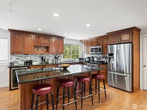 Undisclosed Address #2336582, Lynnwood WA 98036