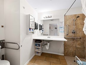 Undisclosed Address #2336582, Lynnwood WA 98036