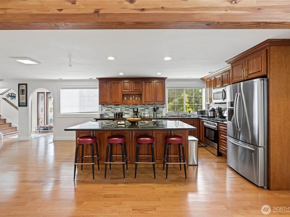 Undisclosed Address #2336582, Lynnwood WA 98036
