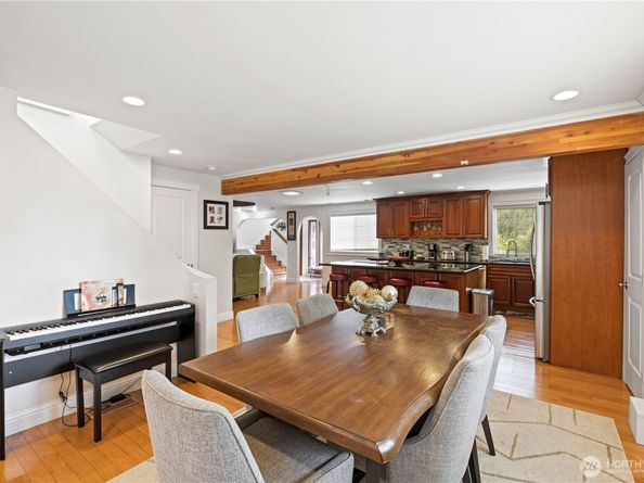 Undisclosed Address #2336582, Lynnwood WA 98036
