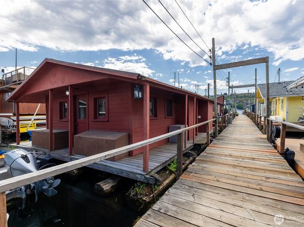 2035 Fairview Avenue E D, Seattle WA 98102