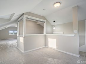 420 Renton Avenue S, Renton WA 98057