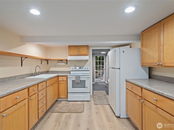420 Renton Avenue S, Renton WA 98057