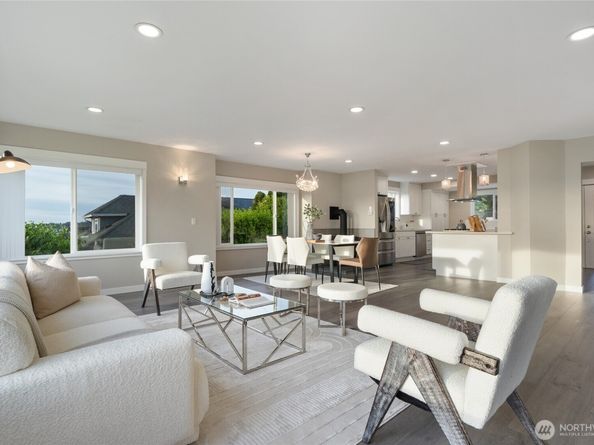 420 Renton Avenue S, Renton WA 98057