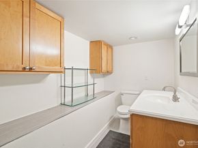 420 Renton Avenue S, Renton WA 98057