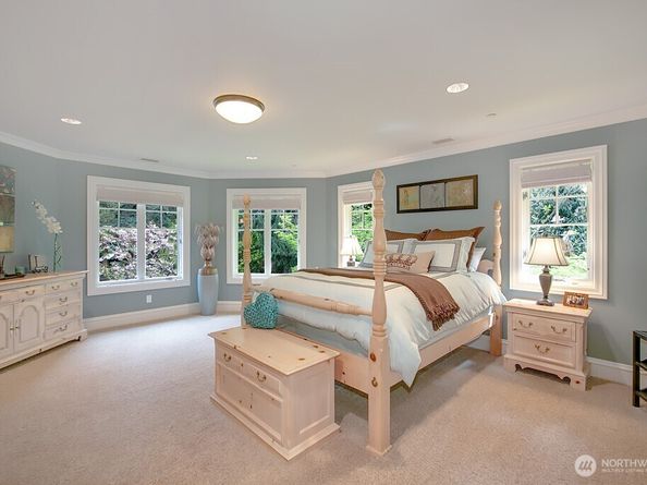 11211 Wachusett Road, Woodway WA 98020