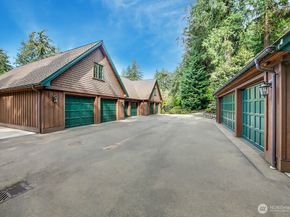 11211 Wachusett Road, Woodway WA 98020