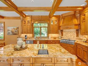 11211 Wachusett Road, Woodway WA 98020