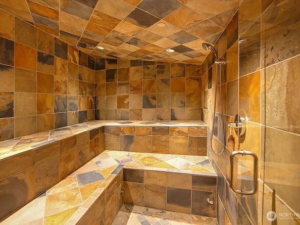 11211 Wachusett Road, Woodway WA 98020