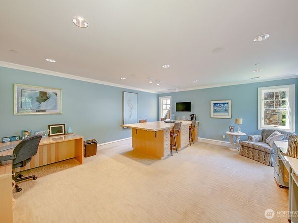 11211 Wachusett Road, Woodway WA 98020