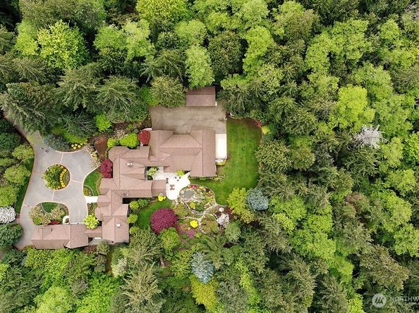 11211 Wachusett Road, Woodway WA 98020